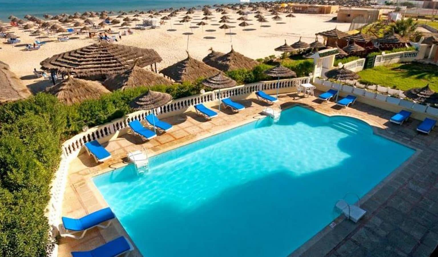 pools-outdoor-pool