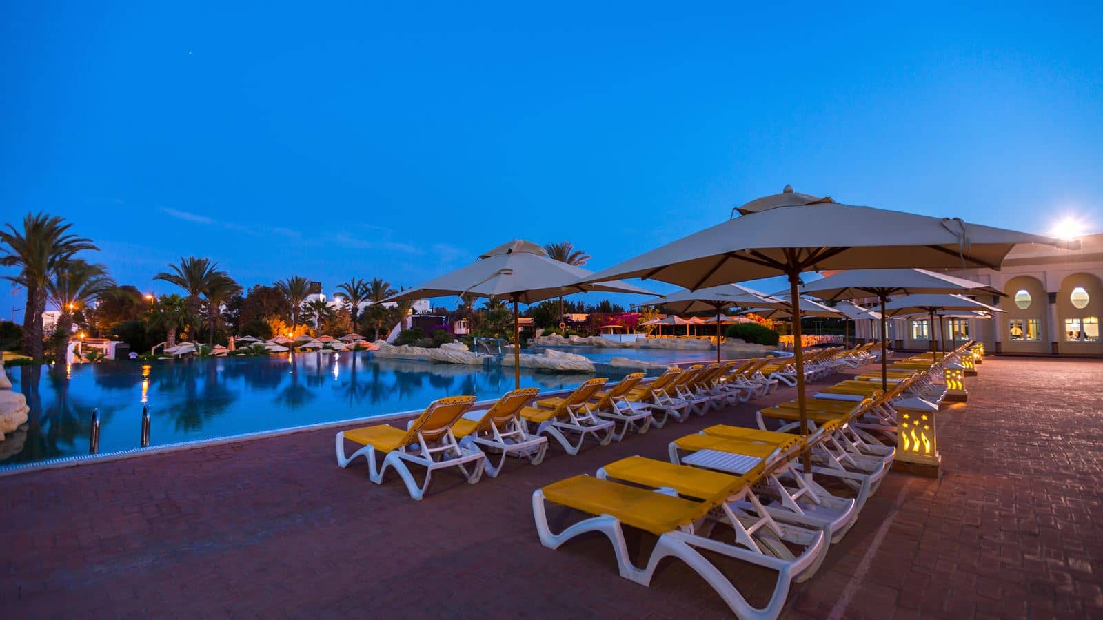 pools-outdoor-pool
