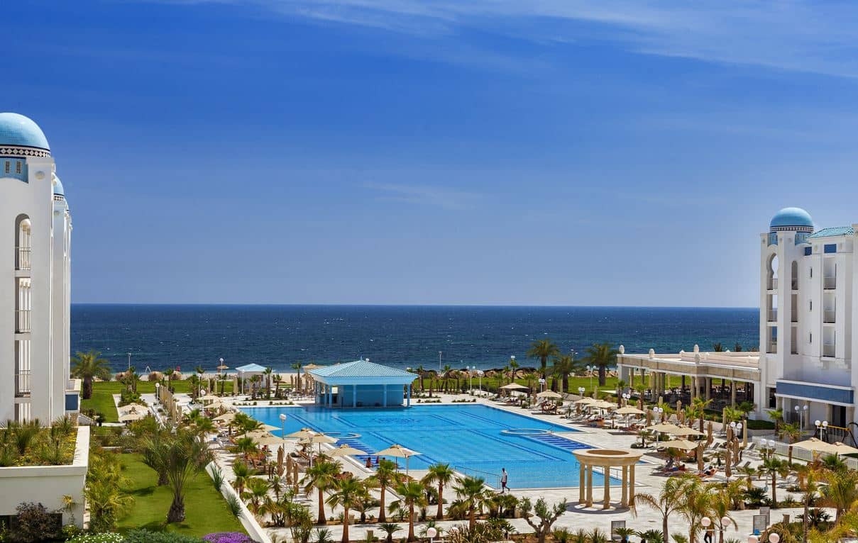 pools-outdoor-pool