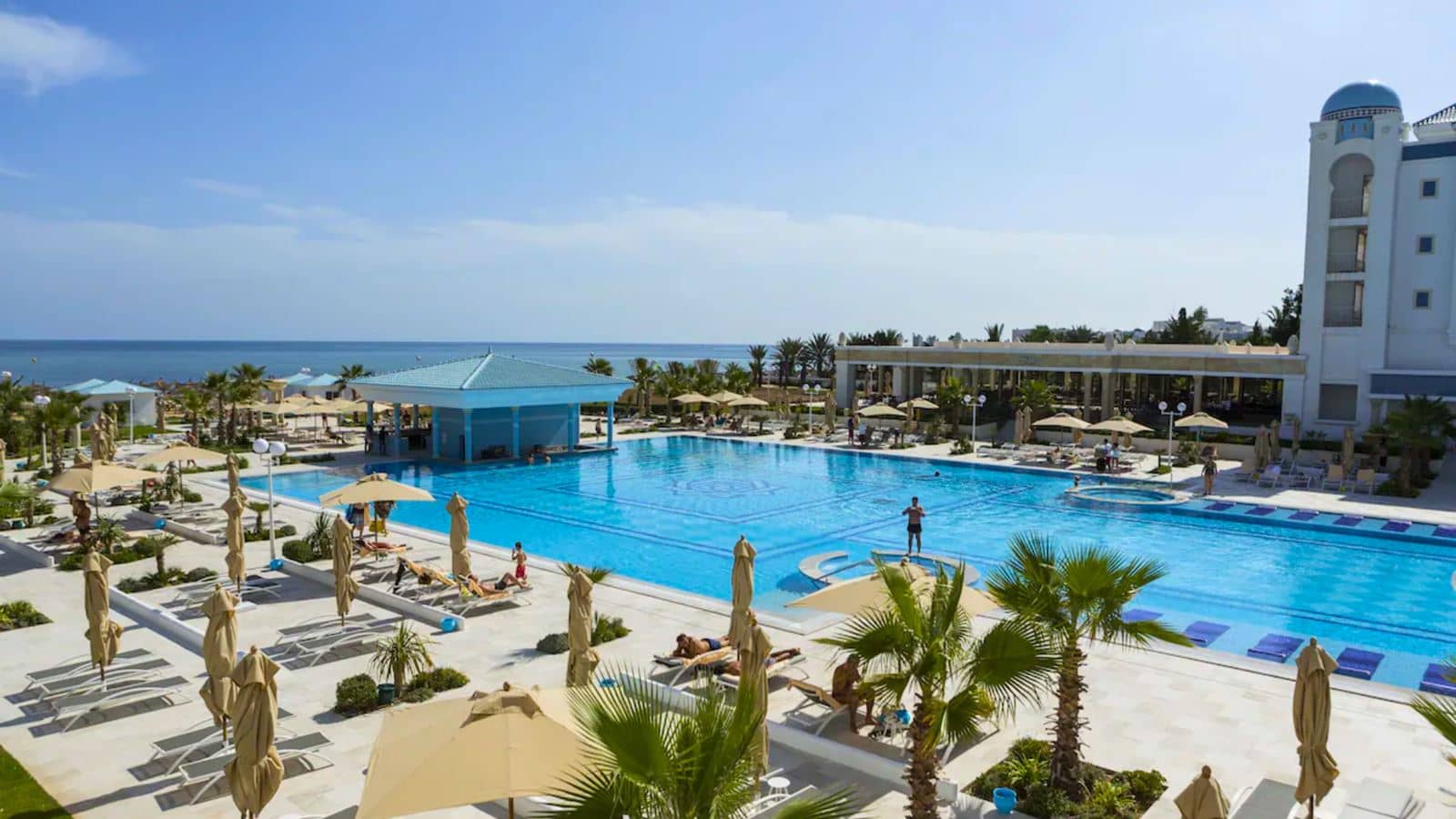 pools-outdoor-pool