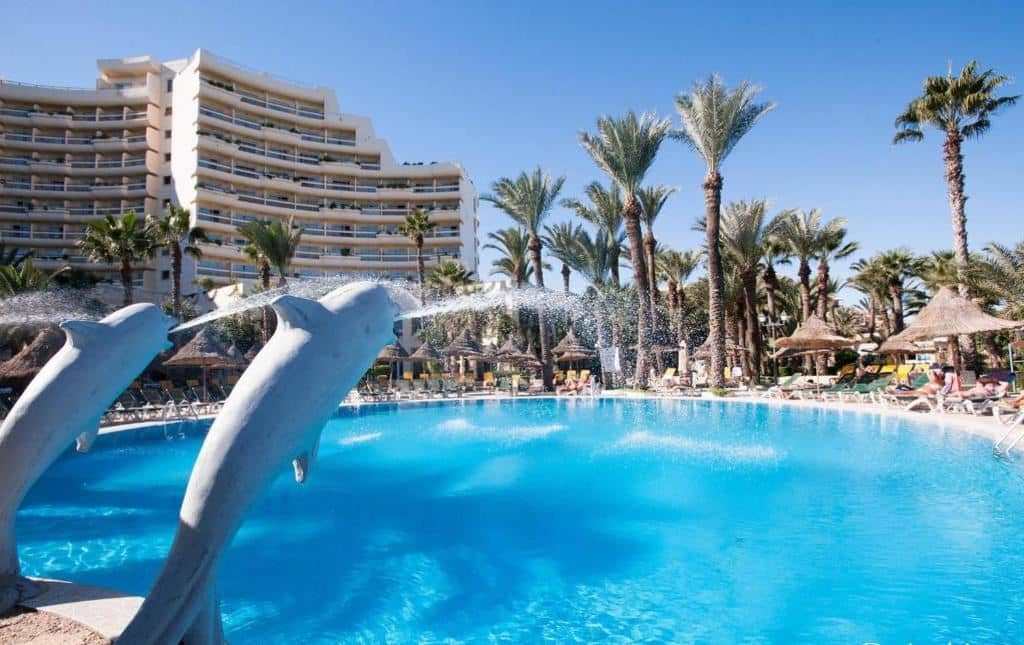 pools-outdoor-pool