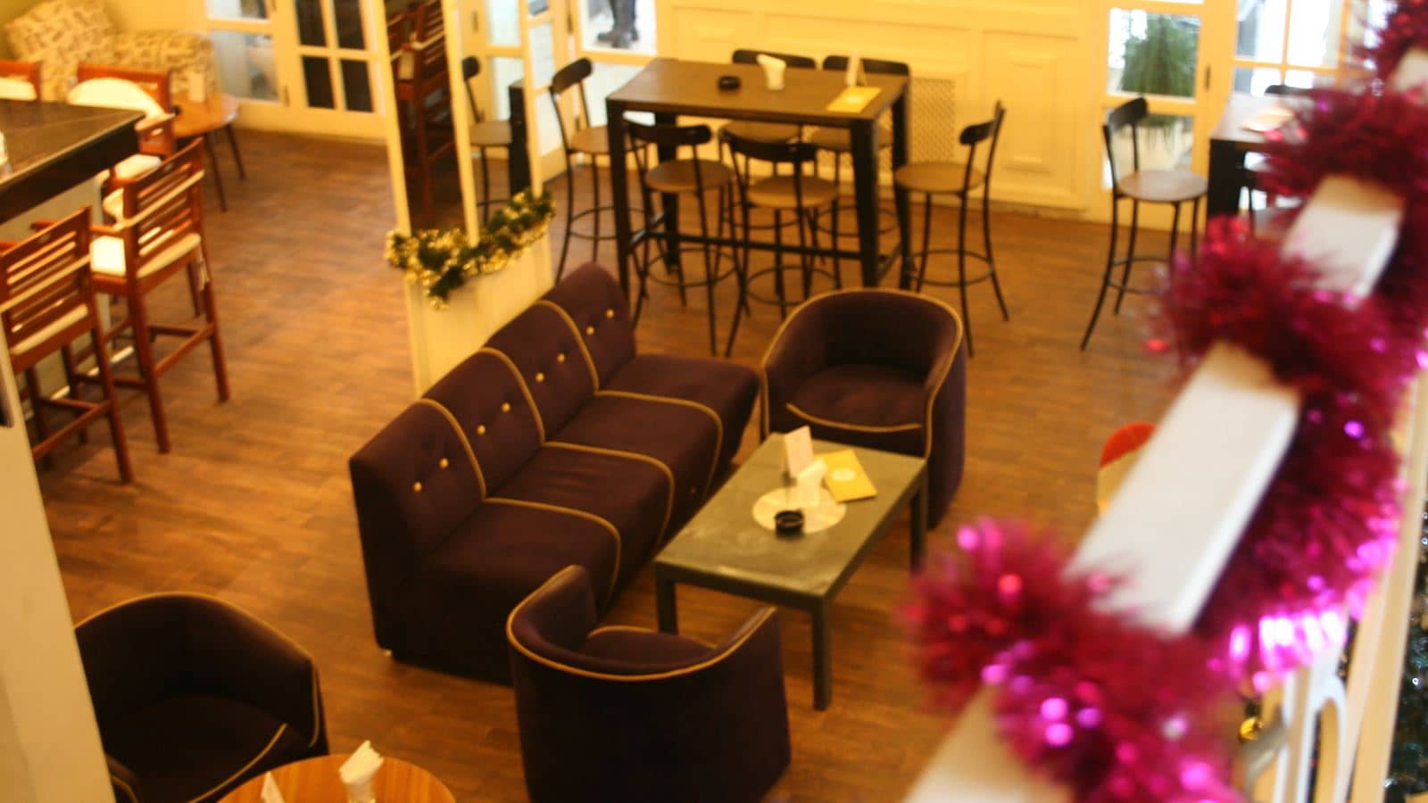 bars-bar-patio