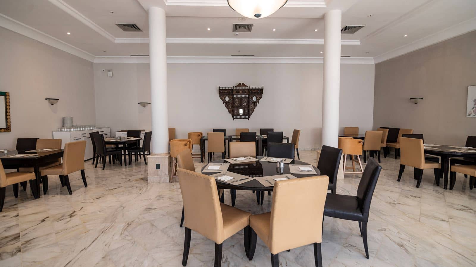restaurants-restaurants