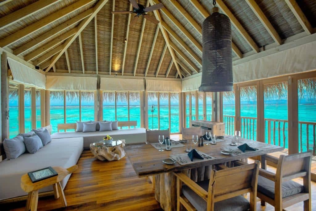 rooms-family-villa-with-pool
