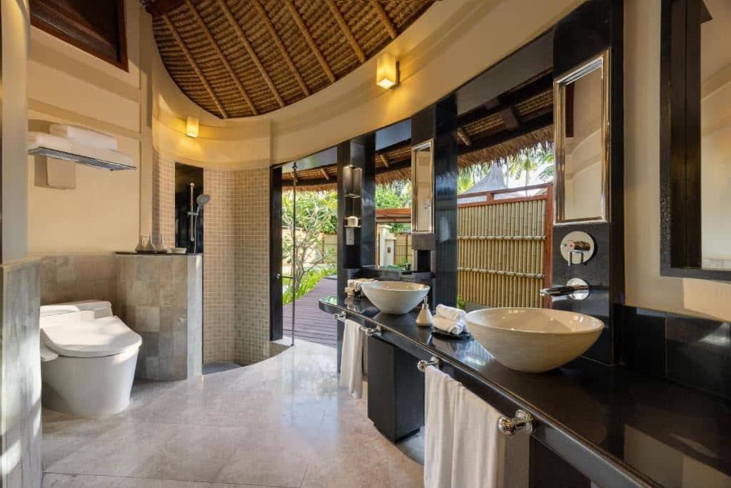 rooms-oceanview-pool-villa