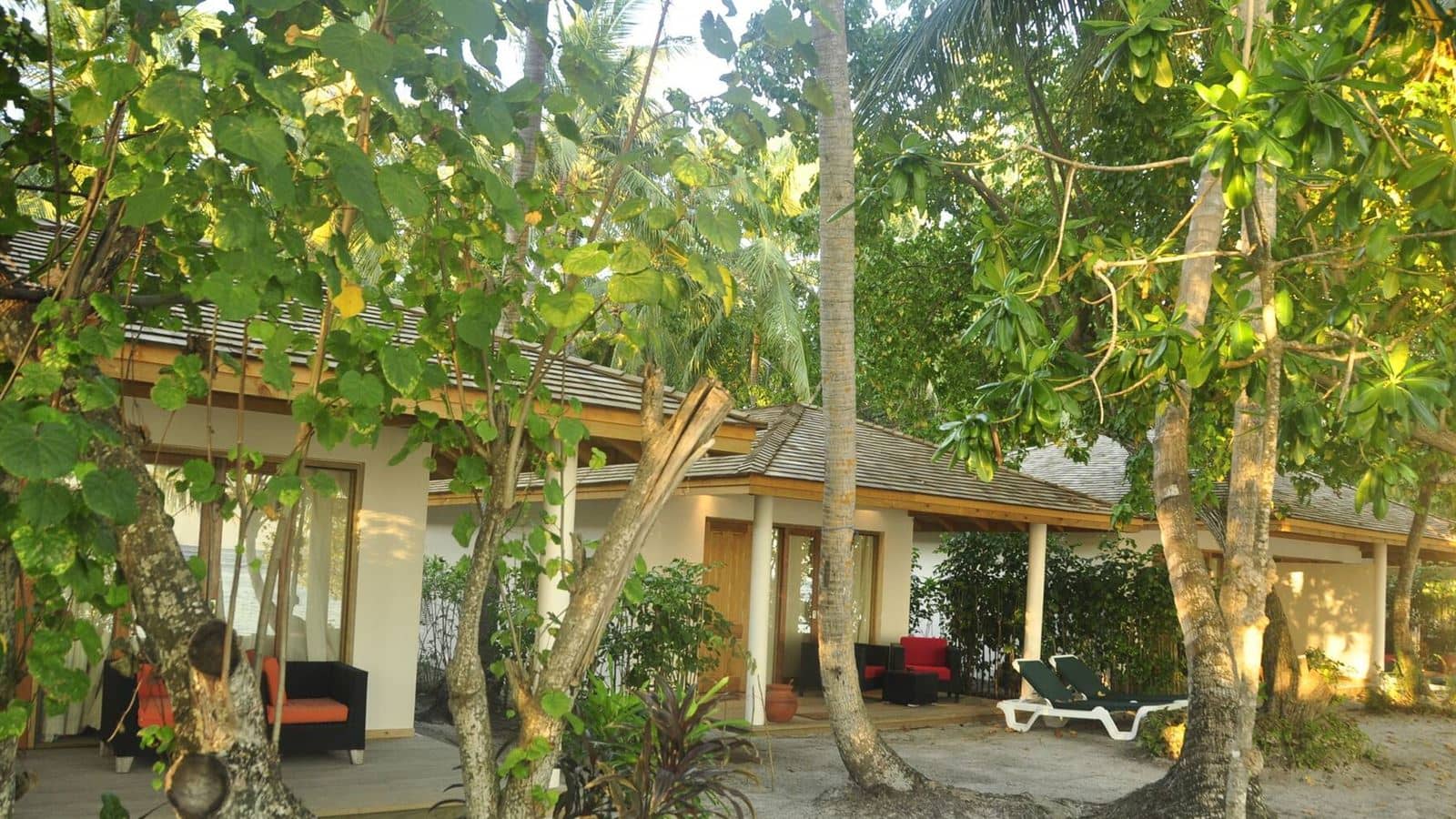 rooms-beachfront-villa