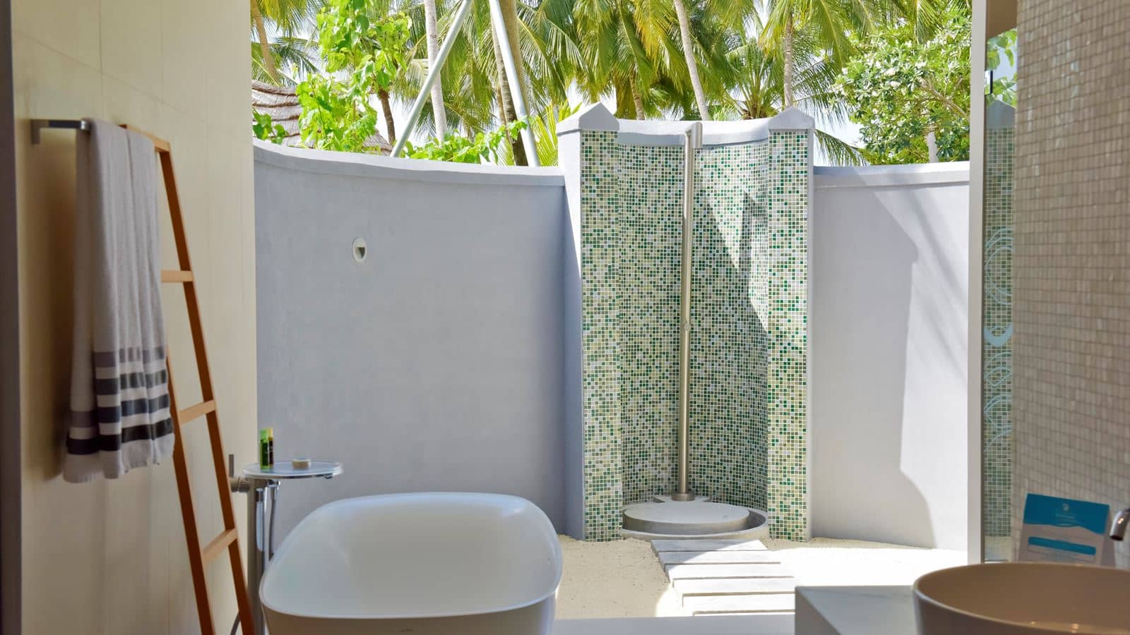 rooms-twobedroom-beach-house
