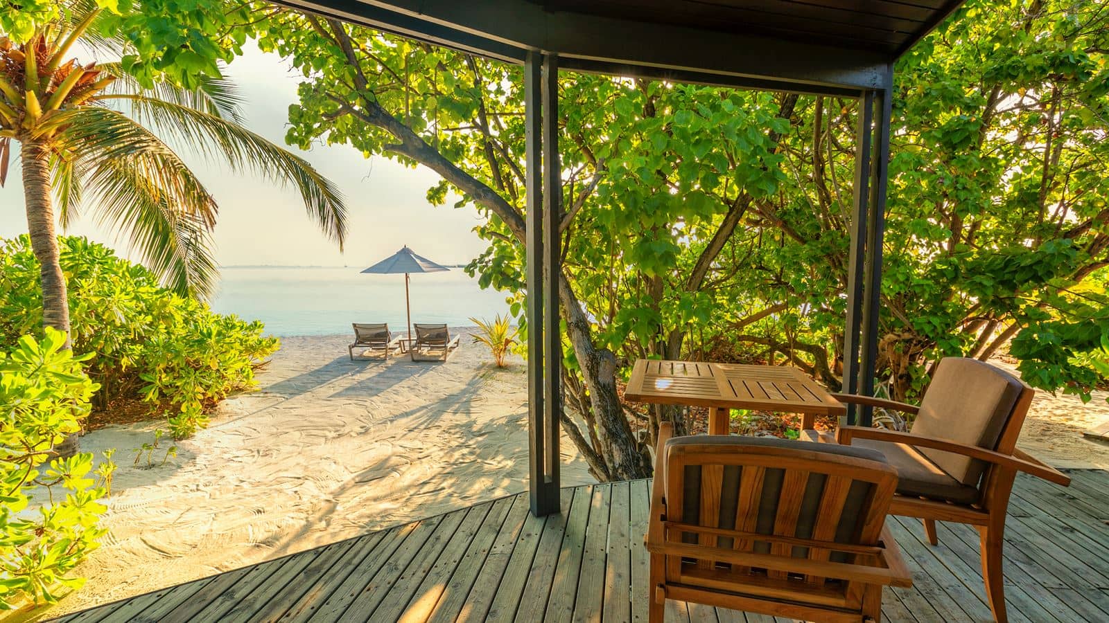 rooms-premium-jacuzzi-beach-villa