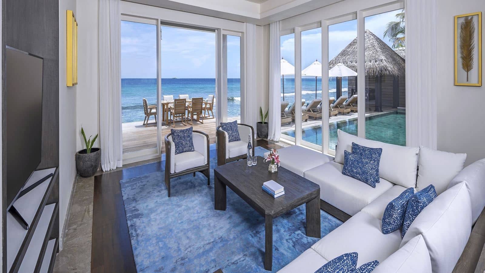 rooms-two-bedroom-beach-pool-residence