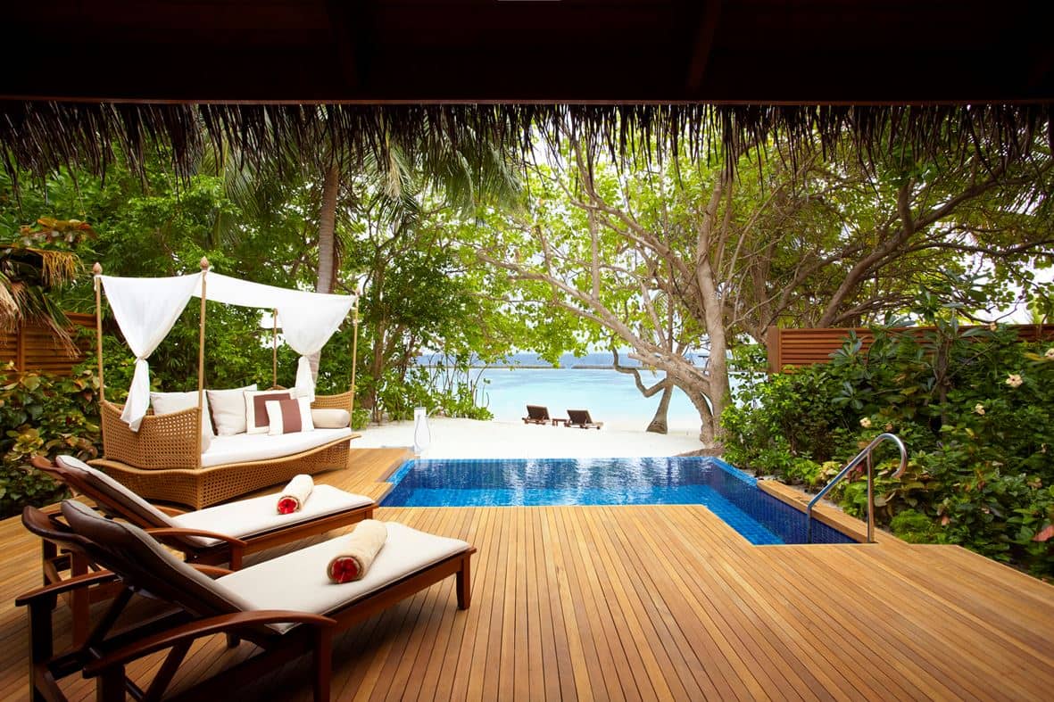rooms-baros-pool-villa