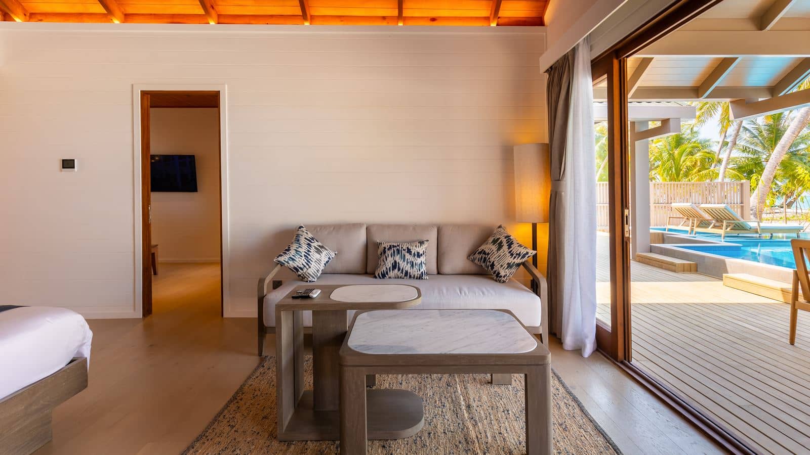 rooms-two-bedroom-beach-pool-villa
