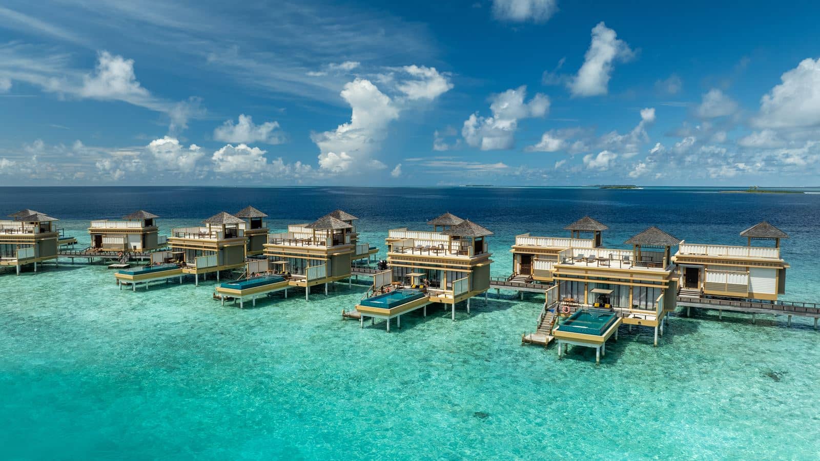 rooms-inocean-pool-villa