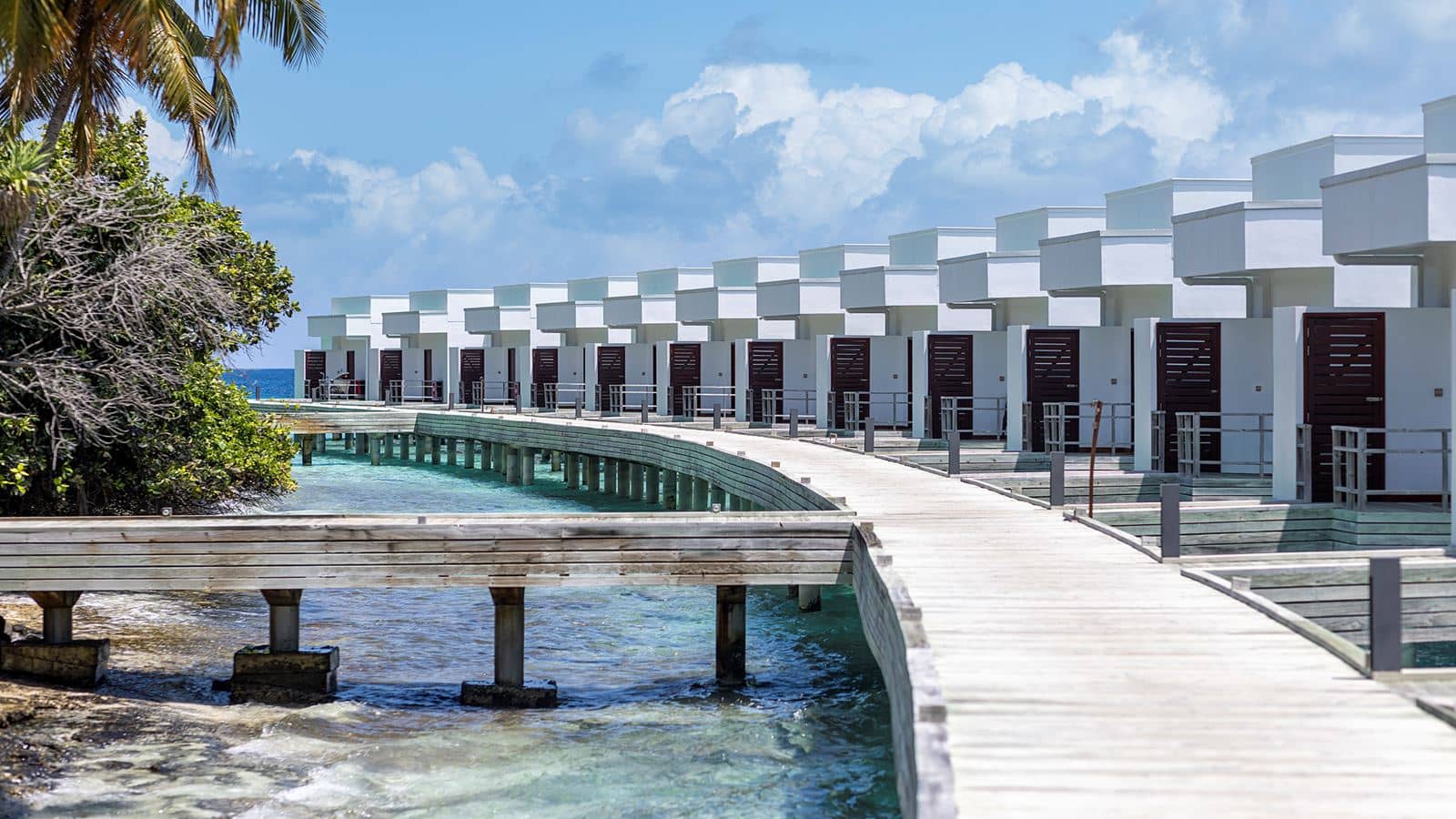 rooms-water-villa