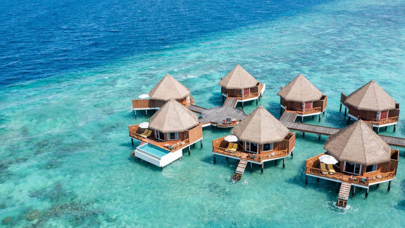 rooms-over-water-sunrise-pool-villa