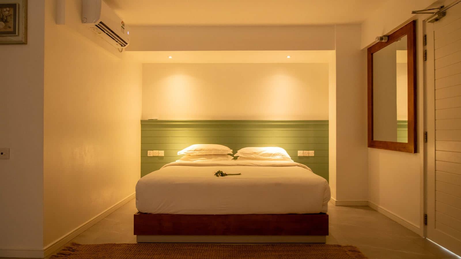 rooms-deluxe-plus-panaromic-seaview