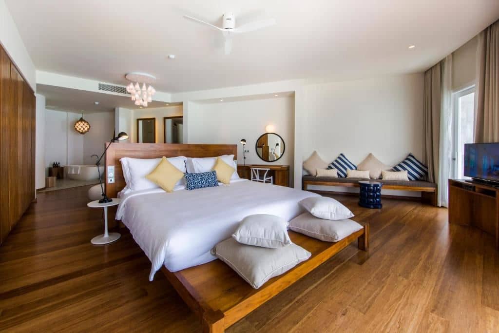 rooms-two-bedroom-lagoon-water-pool-villa