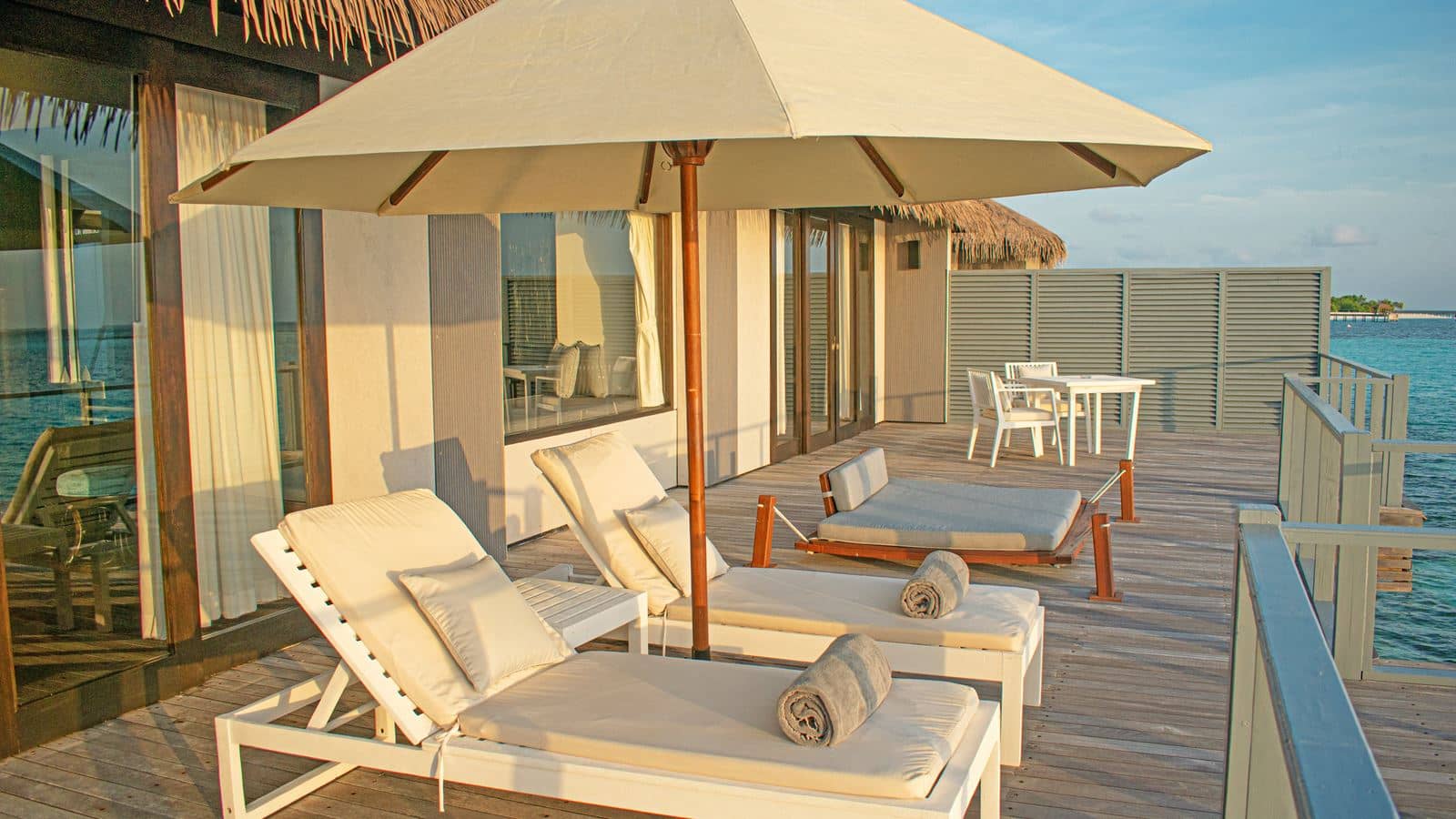 rooms-water-villa