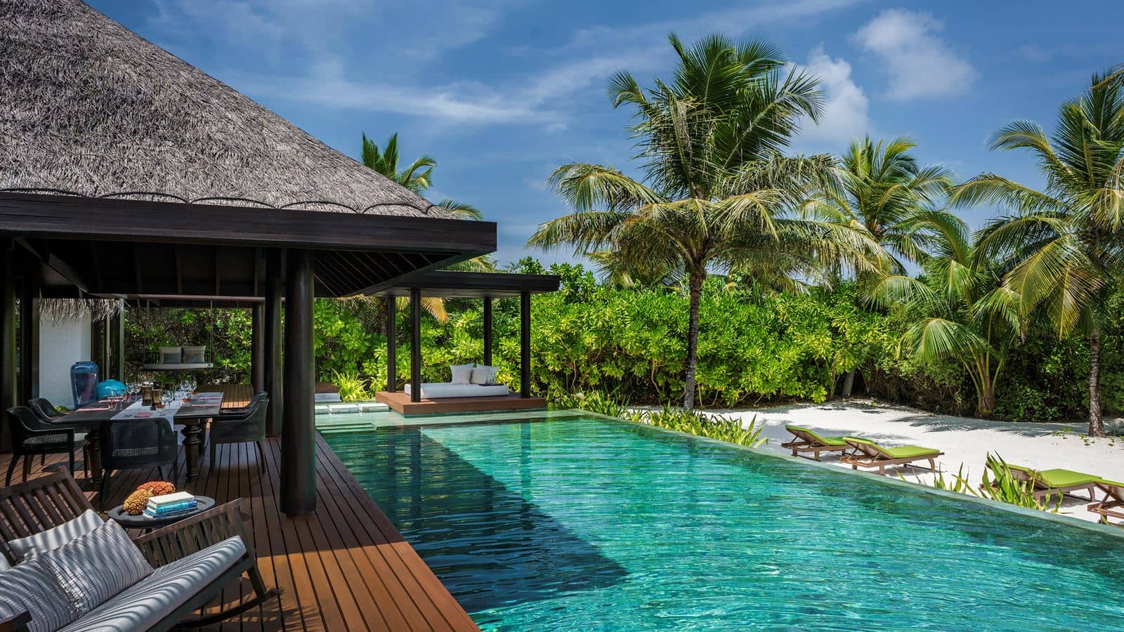 rooms-three-bedroom-beach-pool-residence