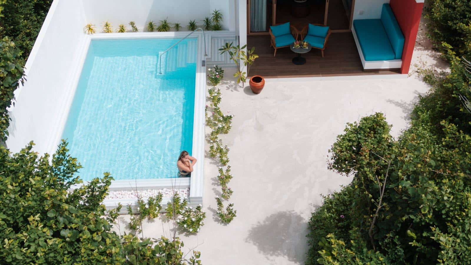 rooms-beach-suite-pool