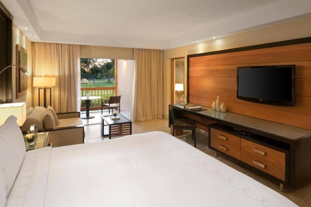 rooms-elite-patio-room