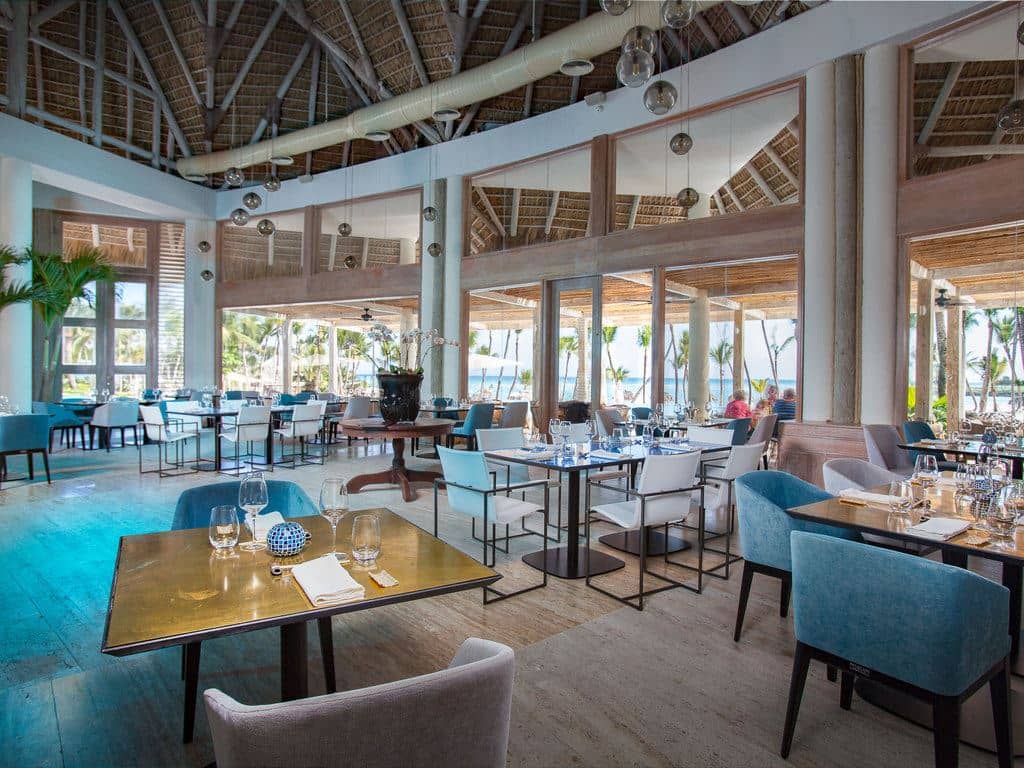 restaurants-blue-g-rill-+-bar