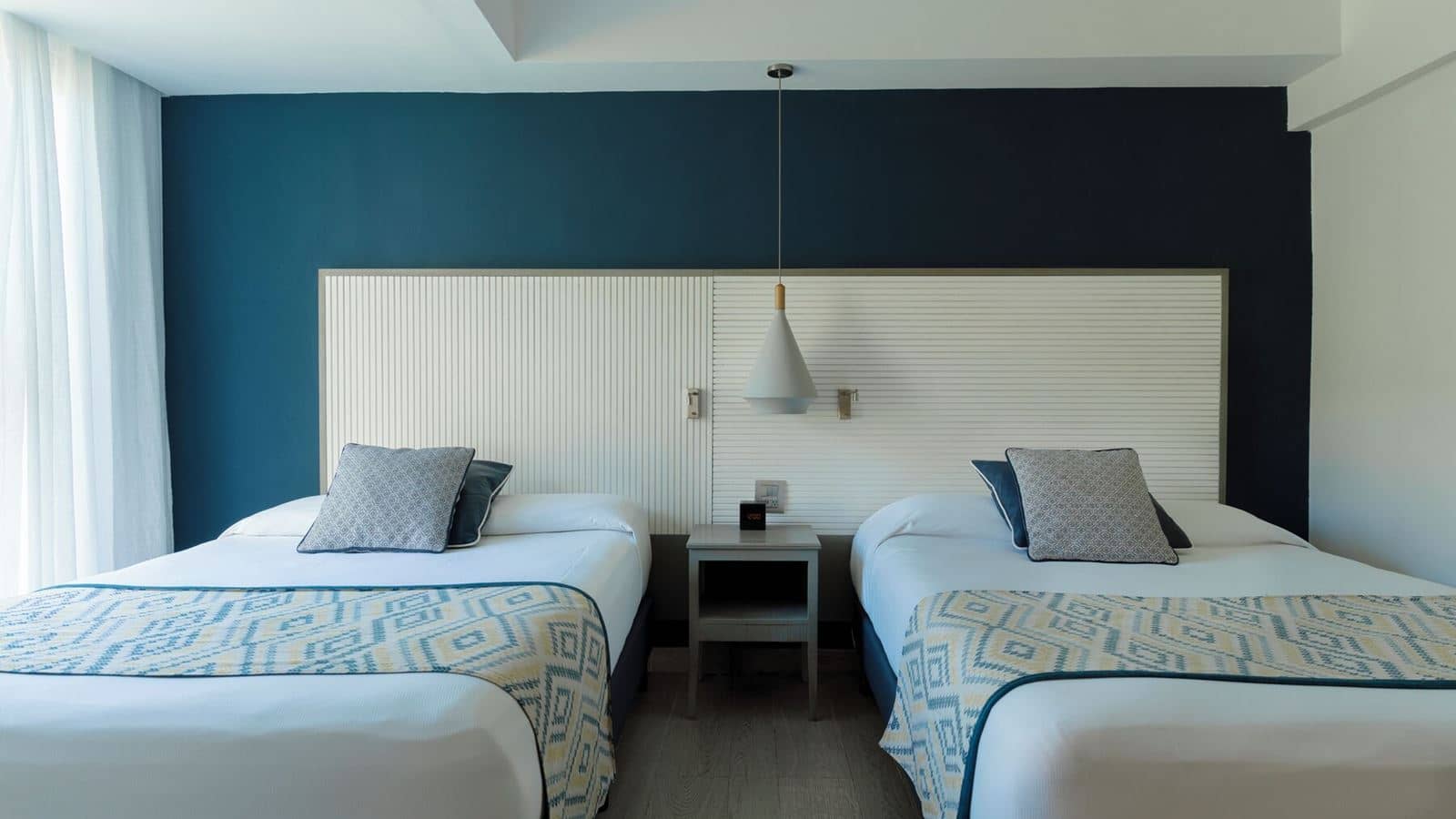 rooms-privileged-family-deluxe-junior-suite