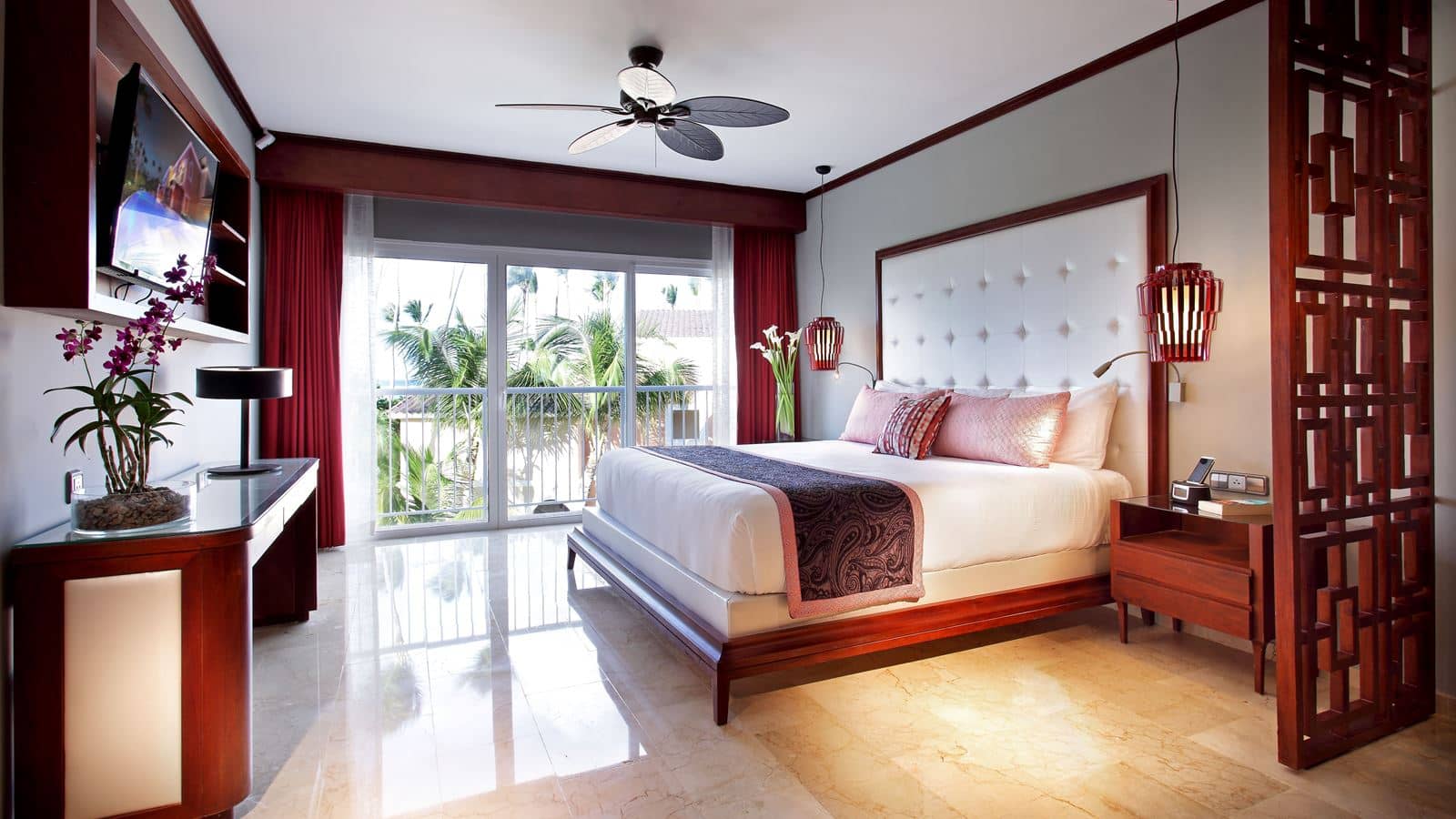rooms-rooftop-jacuzzi-terrace-junior-suite
