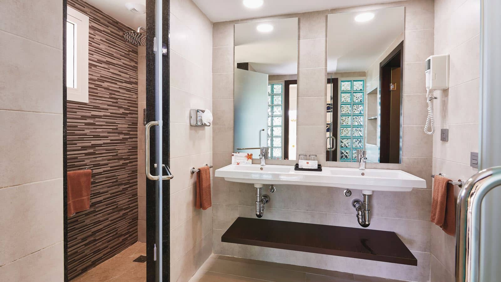 rooms-suite