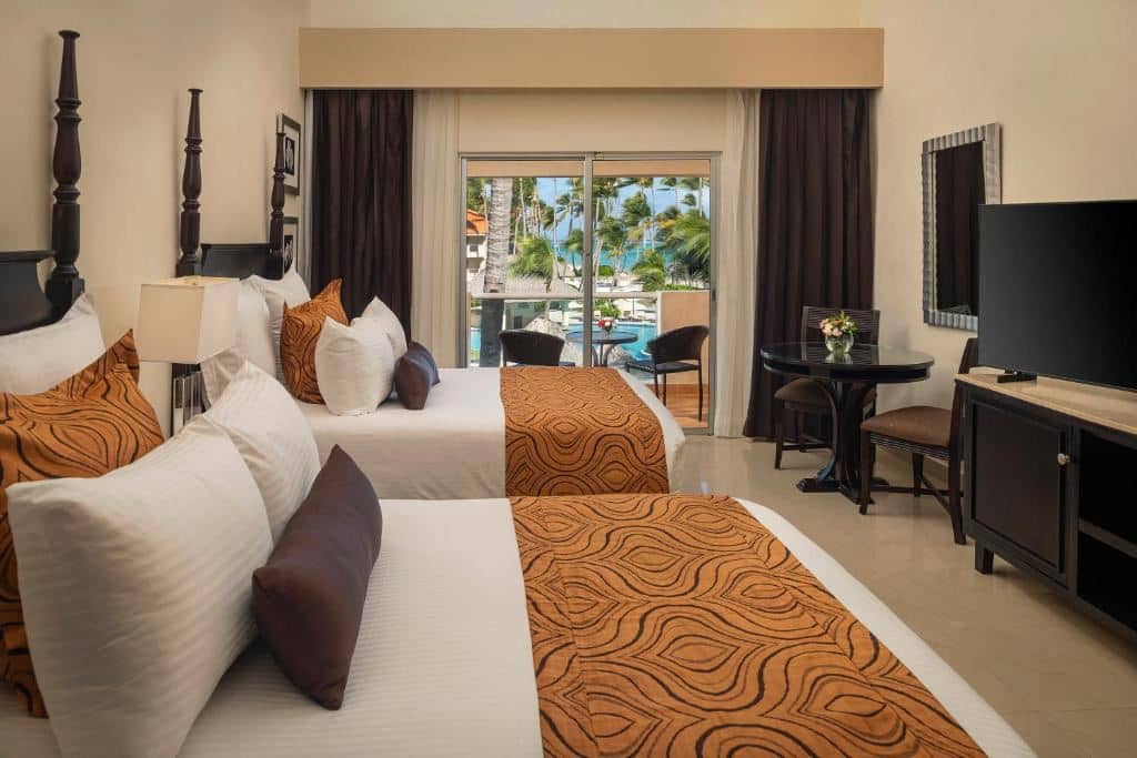 rooms-club-deluxe-ocean-view