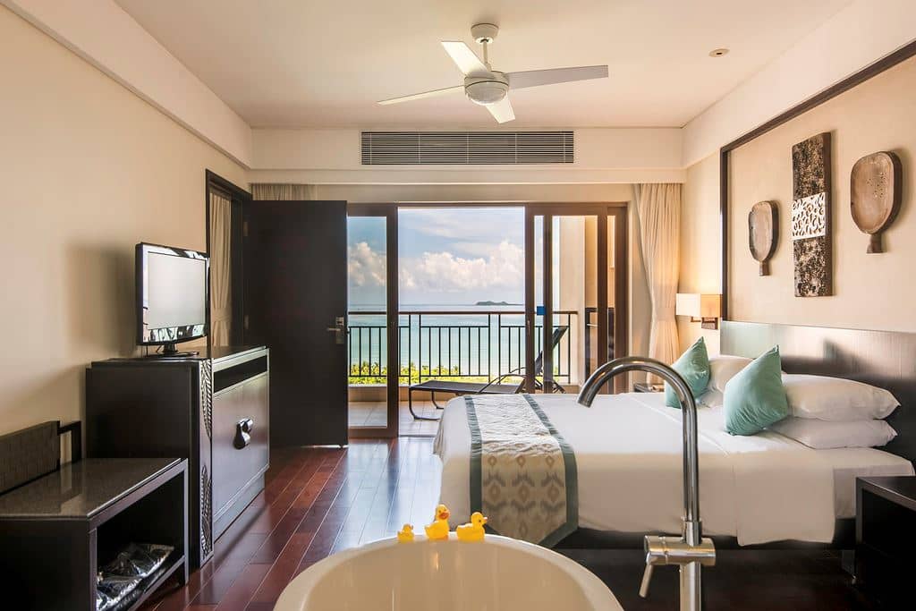 rooms-premier-twobedroom-suite-with-ocean-view
