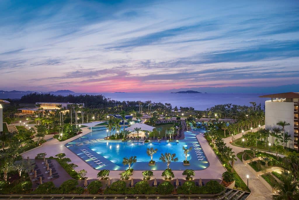 pools-outdoor-pool