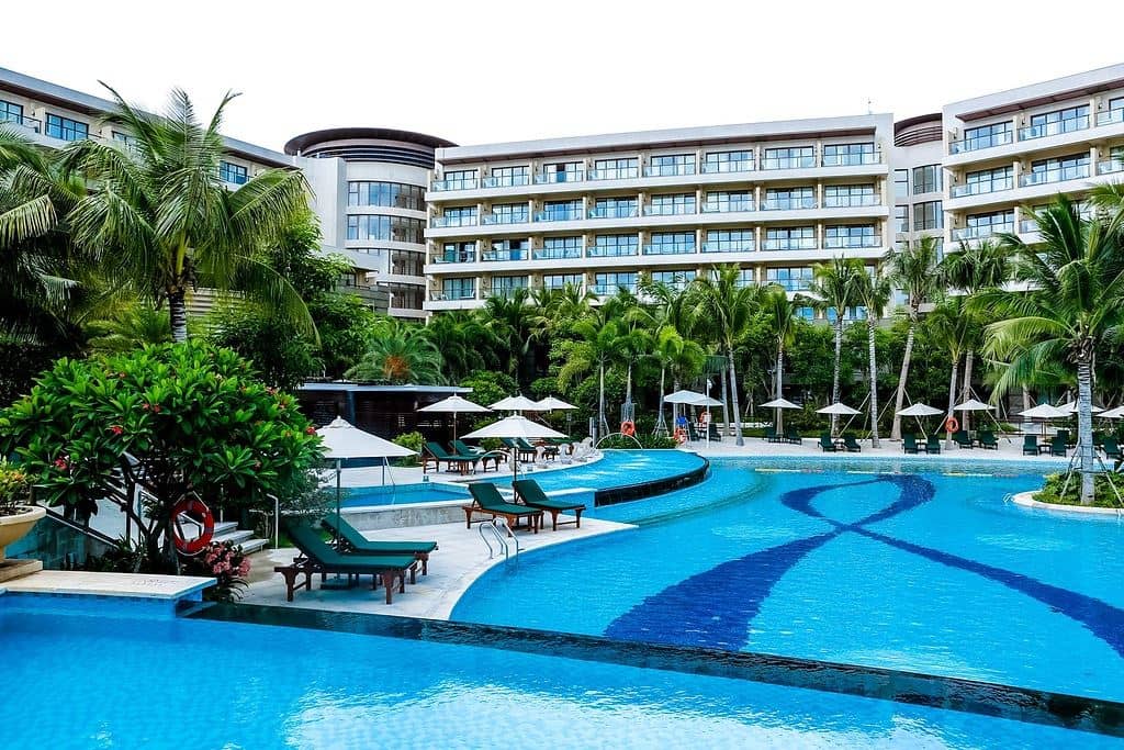 pools-outdoor-pool