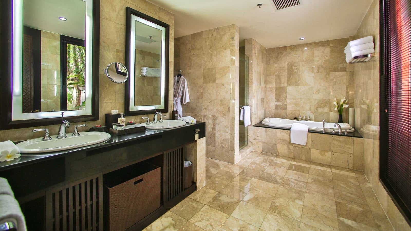 rooms-mandavi-suite