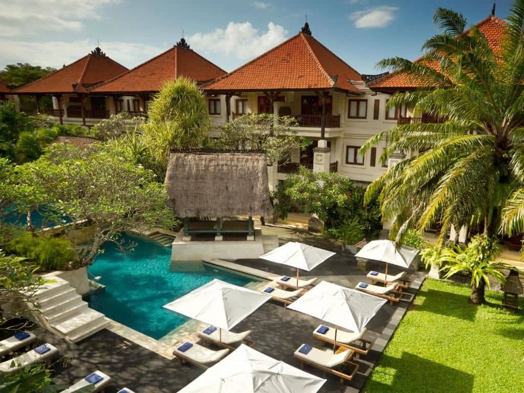 rooms-santrian-club