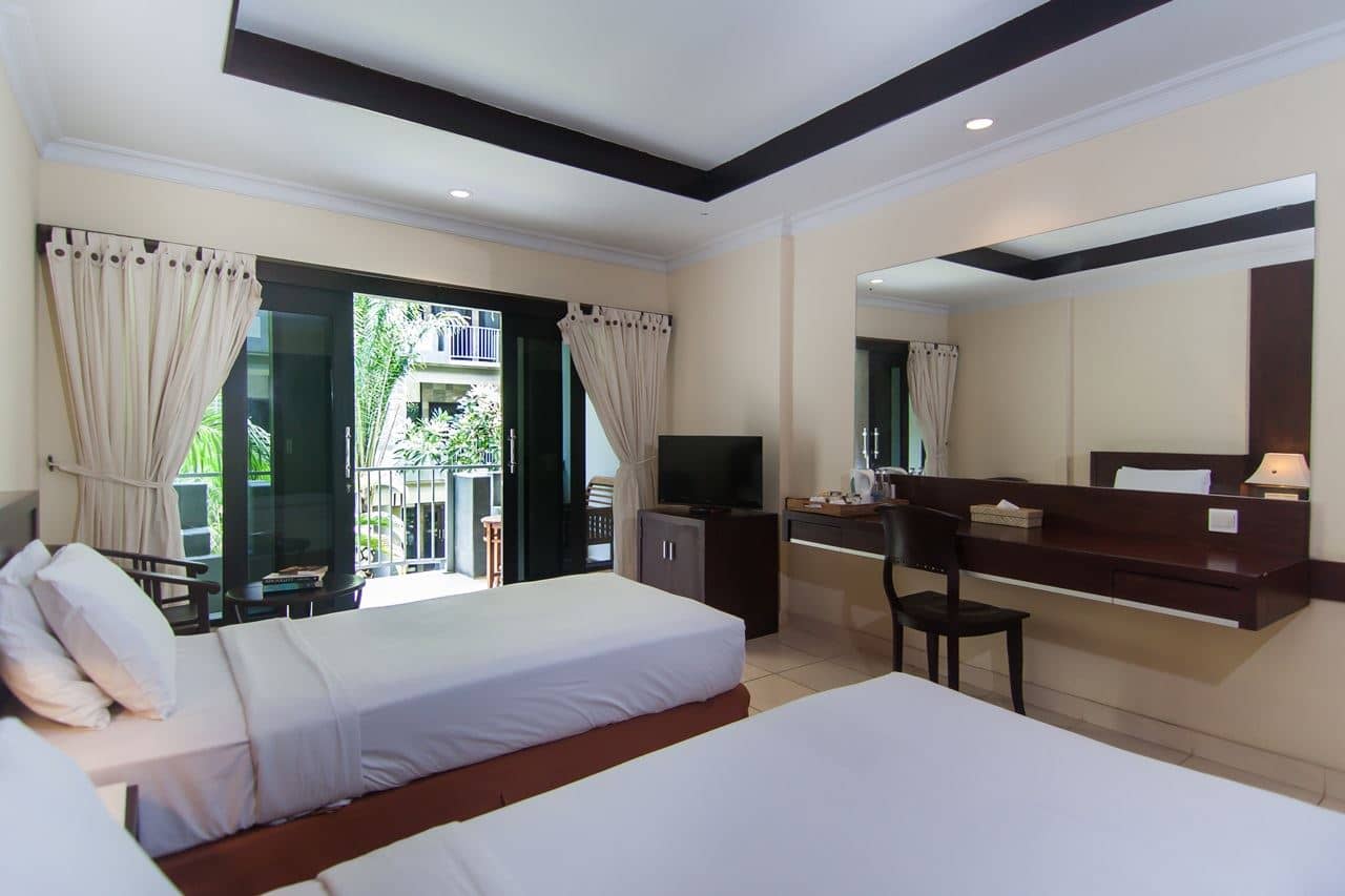 rooms-superior-room