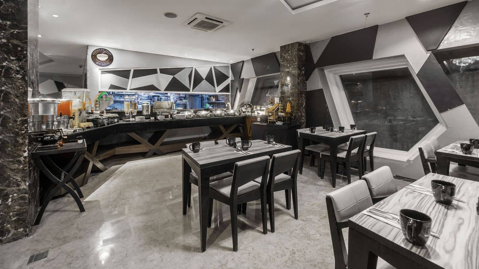 restaurants-noodles-now-cafe