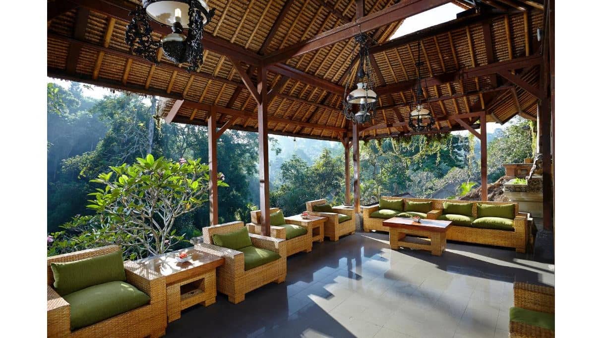 bars-oos-terrace-bar