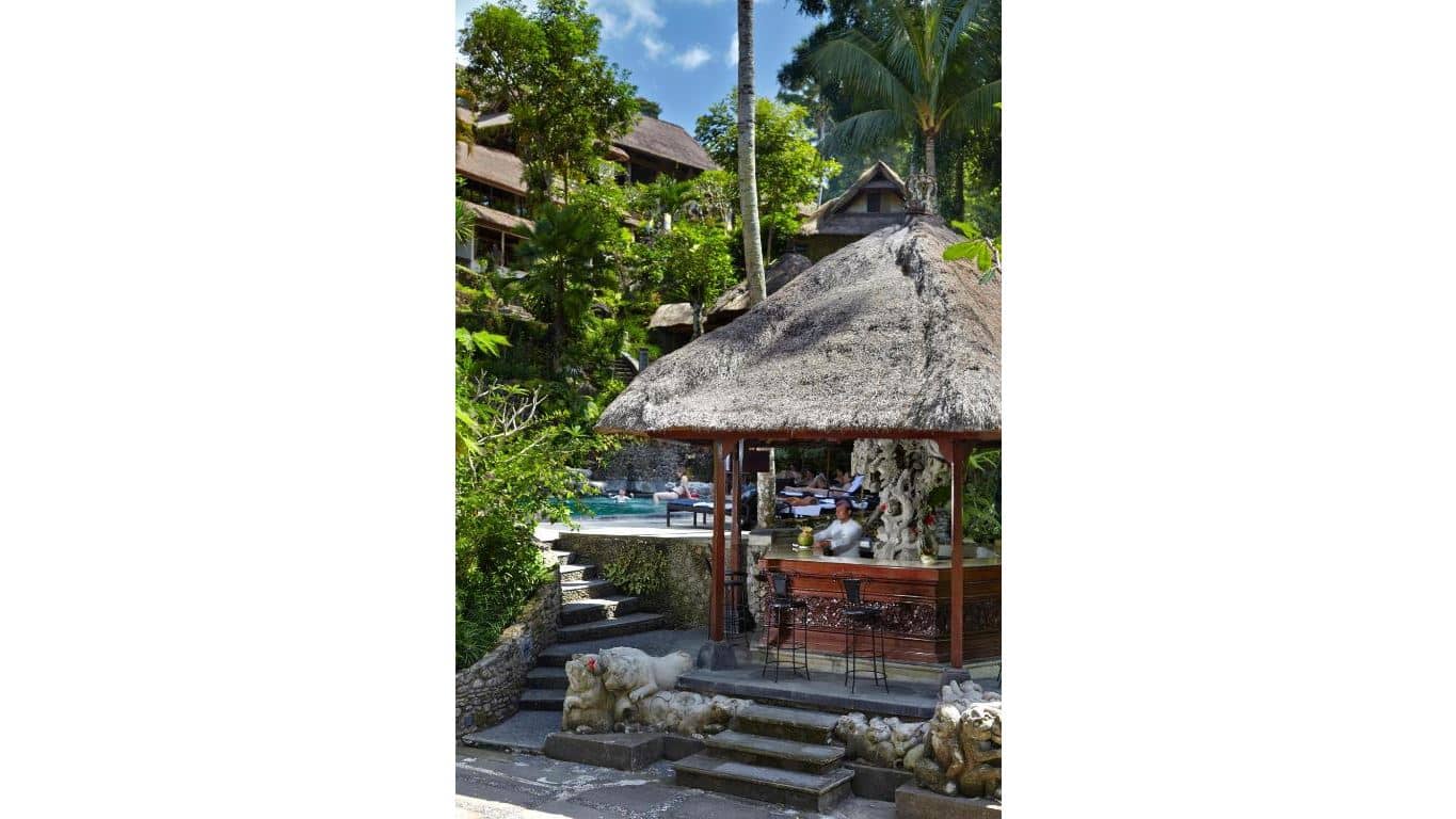 bars-beji-pool-bar