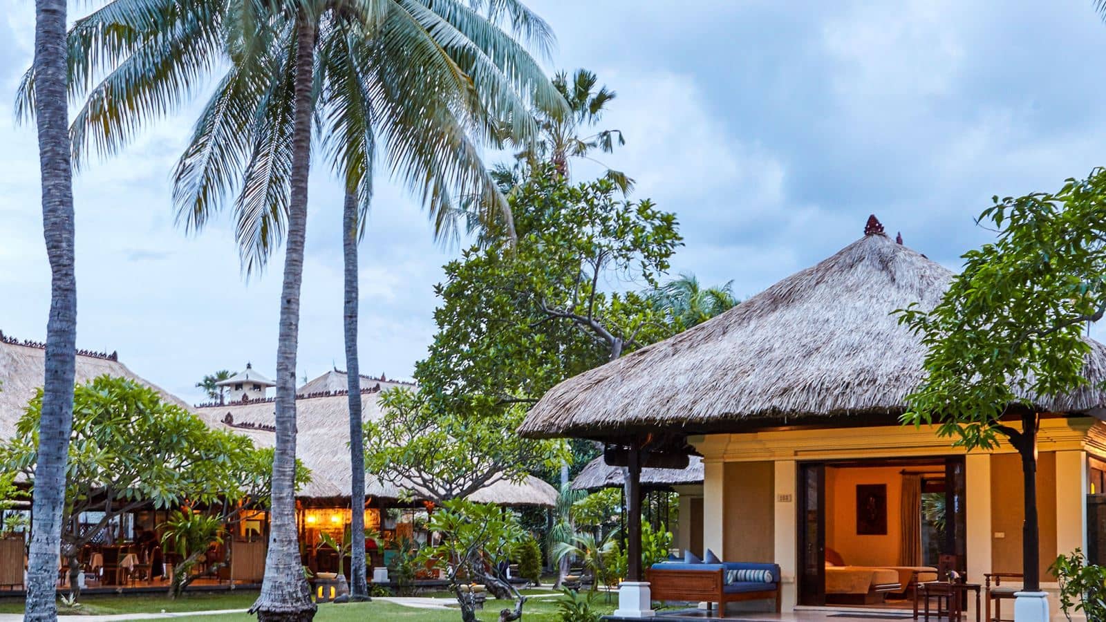 rooms-deluxe-ocan-view-villa