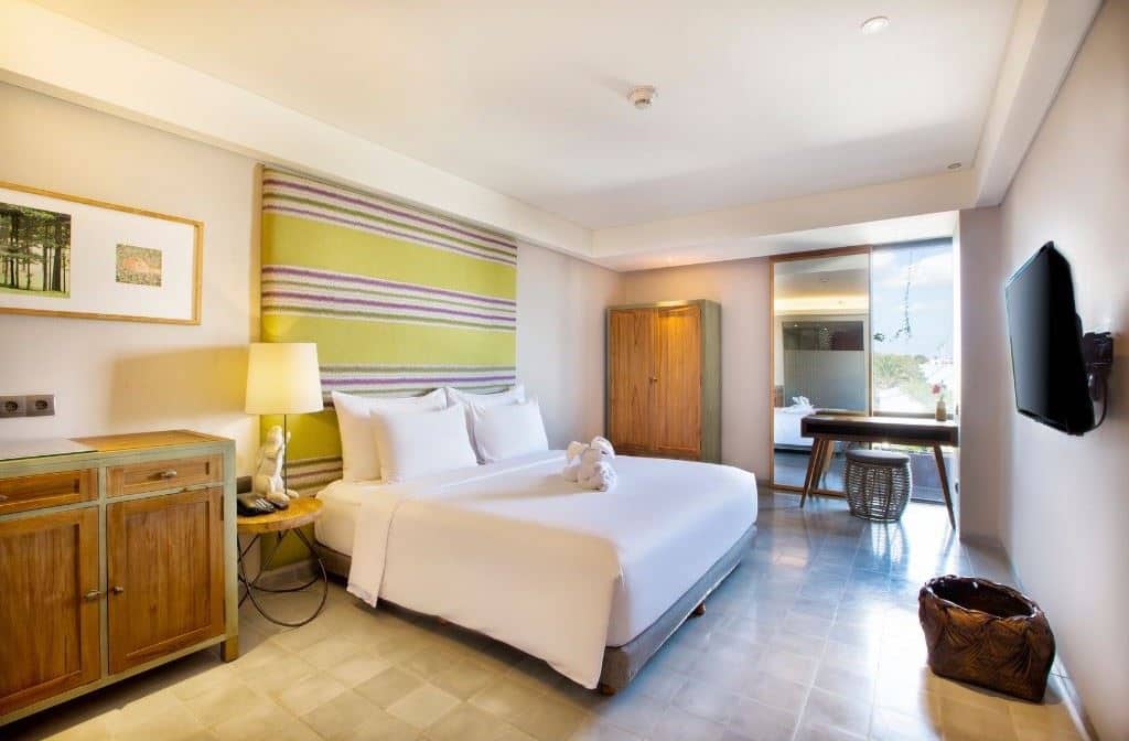 rooms-deluxe-room