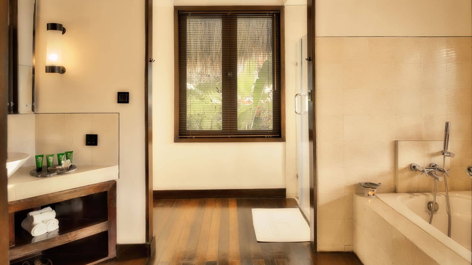 rooms-sunrise-view-villa