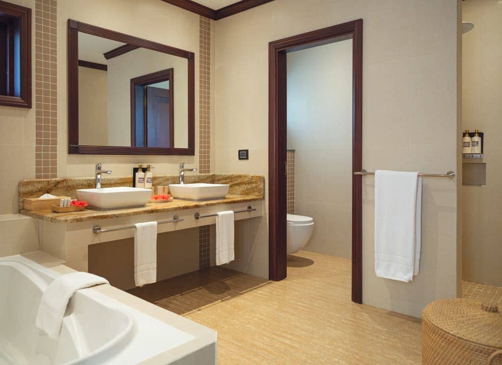 rooms-deluxe-room