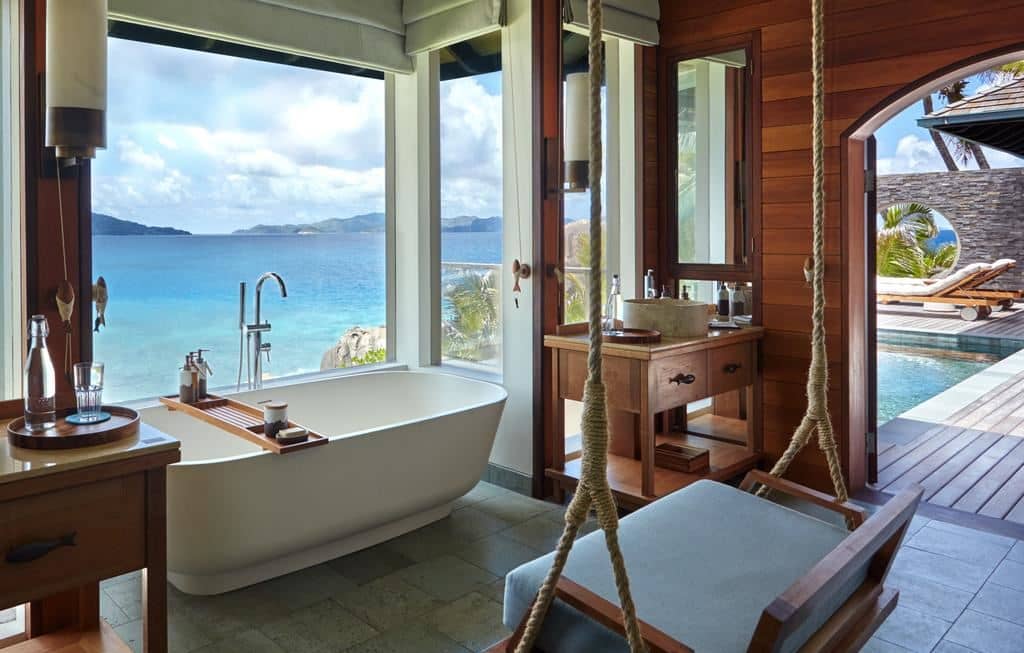 rooms-signature-pool-villa