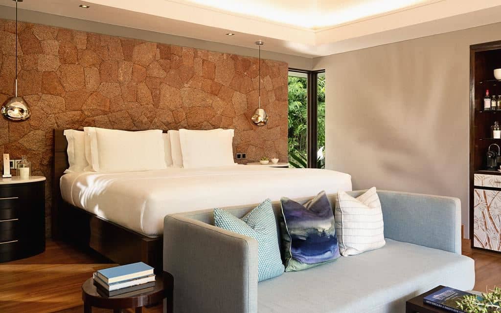 rooms-hillside-garden-pool-villa