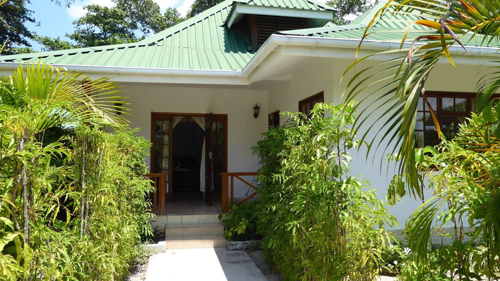 general-bungalow