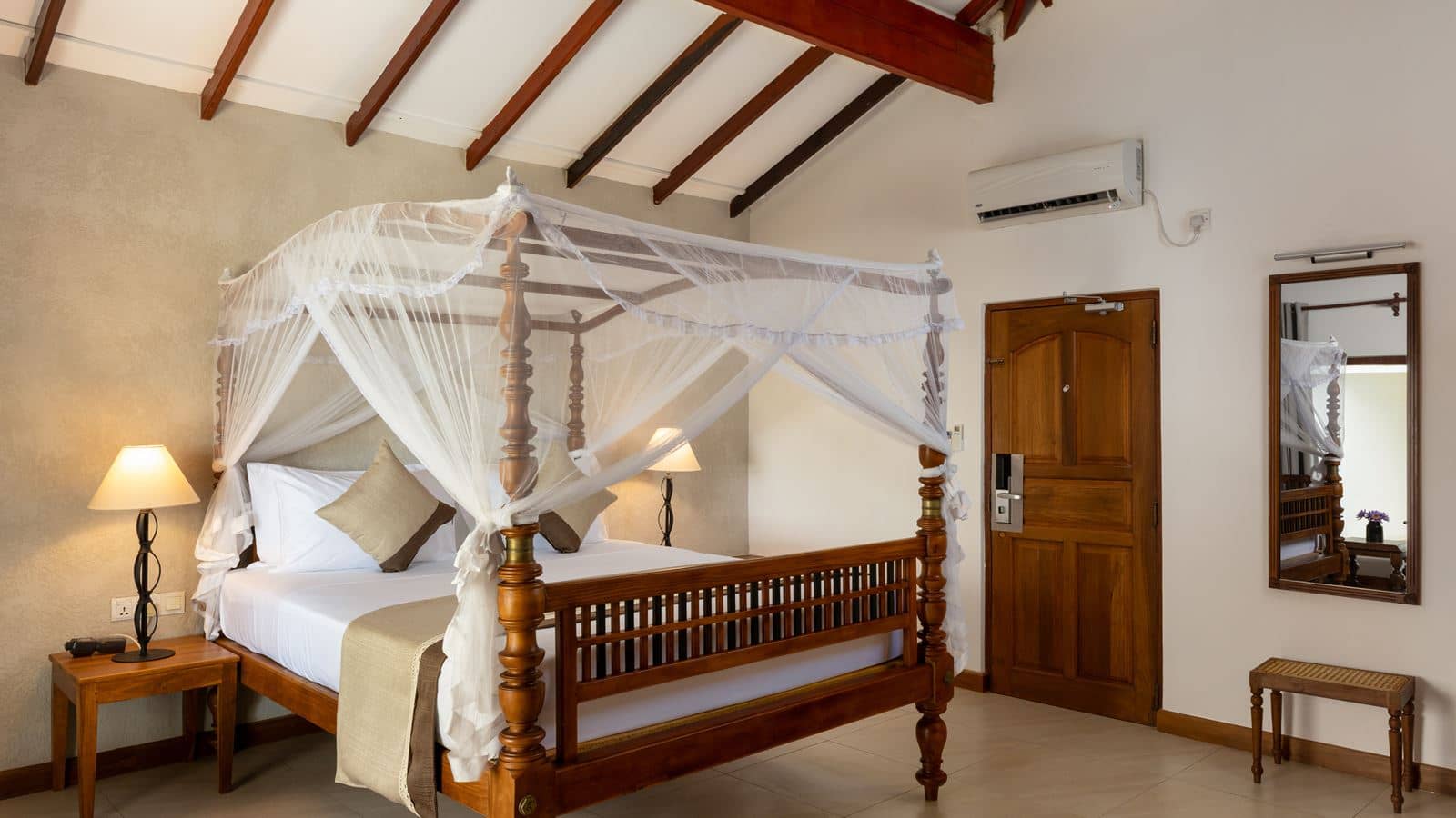 rooms-family-room
