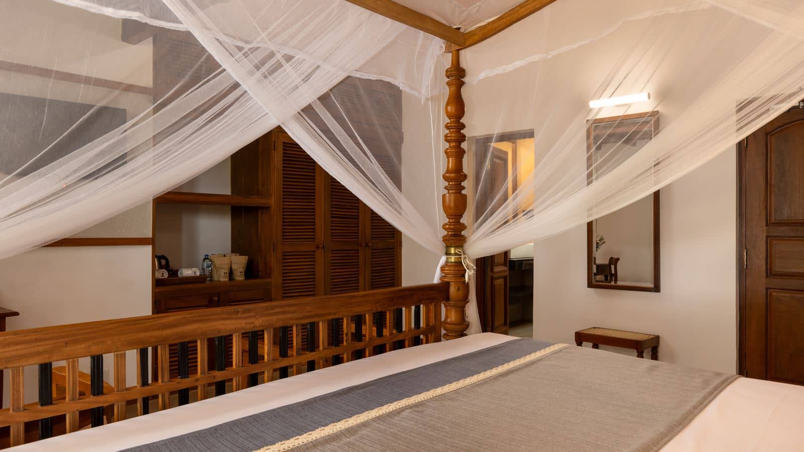 rooms-family-room