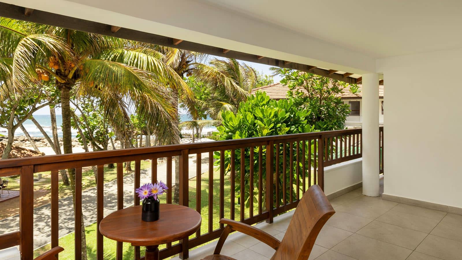 rooms-standard-sea-side-view-room