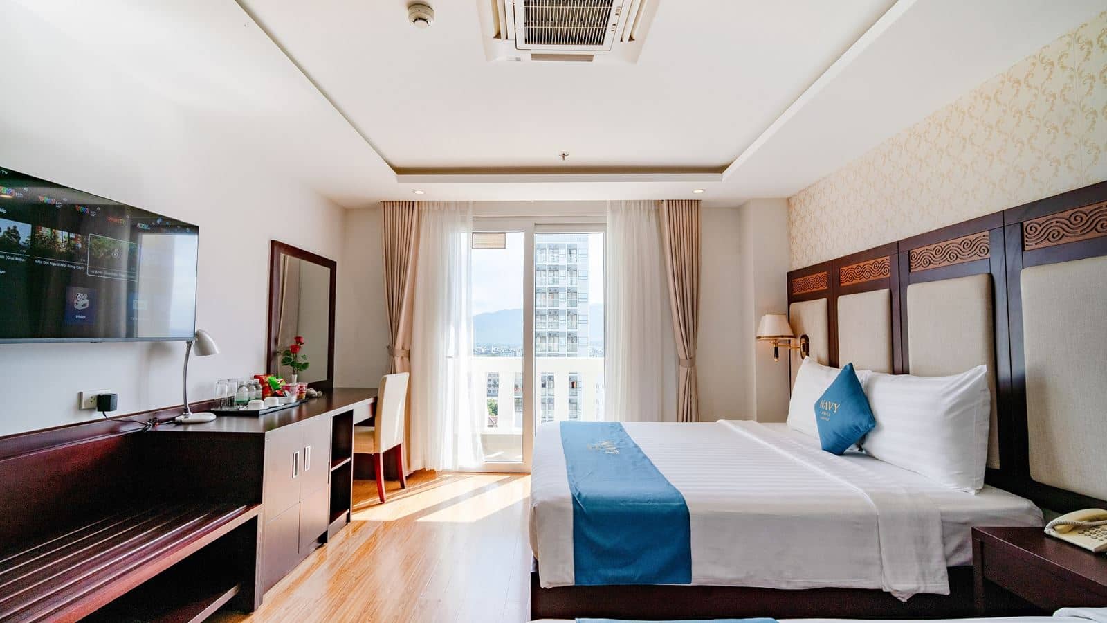 rooms-deluxe-city-view-child-without-extra-bed