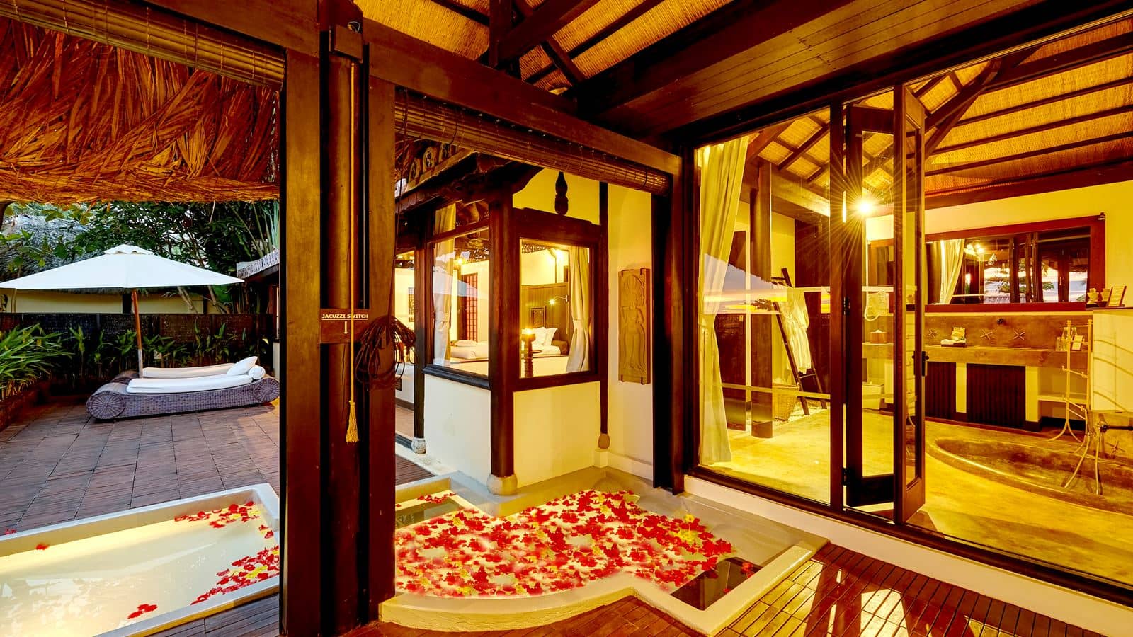 rooms-jacuzzi-villa